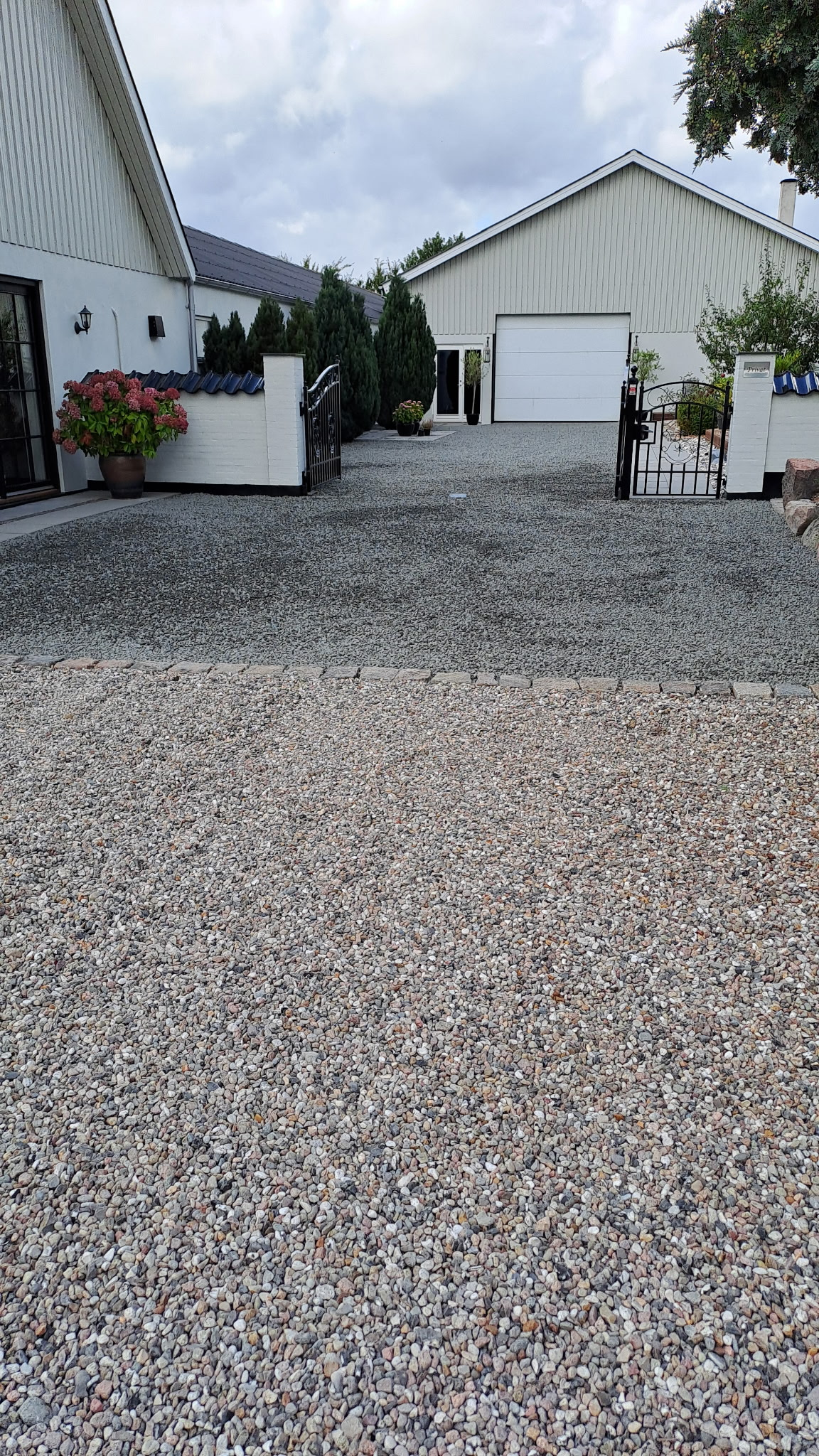 Opgave fuldført med materialer og minigraver fra MBR service nær svendbog på Fyn